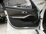 BMW 3シリーズ 320i ﾋﾟｭｱｴﾚｶﾞﾝｽ　☆首都圏限定100台 Dｱｼｽﾄ+ 追ACC ﾚｰﾝCHW 衝突軽減 茶革 ﾋｰﾀｰ  iﾄﾞﾗｲﾌﾞﾅﾋﾞ(第7世代ﾀｯﾁP対応) ﾜｲﾔﾚｽCH ☆TVﾁｭｰﾅｰ 全周囲ｶﾒﾗ PDC  LEDﾗｲﾄ ｵｰﾄﾄﾗﾝｸ 17AW　2年保証