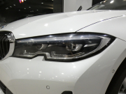 BMW 3シリーズ 320i ﾋﾟｭｱｴﾚｶﾞﾝｽ　☆首都圏限定100台 Dｱｼｽﾄ+ 追ACC ﾚｰﾝCHW 衝突軽減 茶革 ﾋｰﾀｰ  iﾄﾞﾗｲﾌﾞﾅﾋﾞ(第7世代ﾀｯﾁP対応) ﾜｲﾔﾚｽCH ☆TVﾁｭｰﾅｰ 全周囲ｶﾒﾗ PDC  LEDﾗｲﾄ ｵｰﾄﾄﾗﾝｸ 17AW　2年保証