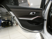 BMW 3シリーズ 320i ﾋﾟｭｱｴﾚｶﾞﾝｽ　☆首都圏限定100台 Dｱｼｽﾄ+ 追ACC ﾚｰﾝCHW 衝突軽減 茶革 ﾋｰﾀｰ  iﾄﾞﾗｲﾌﾞﾅﾋﾞ(第7世代ﾀｯﾁP対応) ﾜｲﾔﾚｽCH ☆TVﾁｭｰﾅｰ 全周囲ｶﾒﾗ PDC  LEDﾗｲﾄ ｵｰﾄﾄﾗﾝｸ 17AW　2年保証