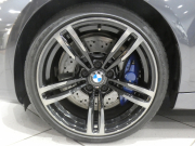 BMW Mシリーズ M2ｸｰﾍﾟ　☆後期 ｺﾝﾌｫA 黒革 ﾋｰﾀｰ ☆CS用ｱﾙｶﾝﾀﾗｽﾃｱﾘﾝｸﾞ ﾀｯﾁP対応iDriveﾅﾋﾞ ☆harman/k ☆TVﾁｭｰﾅｰ Bｶﾒﾗ PDC LEDﾗｲﾄ 専用ｴｸｽﾃﾘｱ&19AW 370ps　2年保証