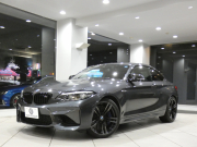 BMW Mシリーズ M2ｸｰﾍﾟ　☆後期 ｺﾝﾌｫA 黒革 ﾋｰﾀｰ ☆CS用ｱﾙｶﾝﾀﾗｽﾃｱﾘﾝｸﾞ ﾀｯﾁP対応iDriveﾅﾋﾞ ☆harman/k ☆TVﾁｭｰﾅｰ Bｶﾒﾗ PDC LEDﾗｲﾄ 専用ｴｸｽﾃﾘｱ&19AW 370ps　2年保証