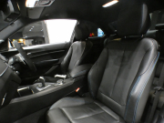 BMW Mシリーズ M2ｸｰﾍﾟ　☆後期 ｺﾝﾌｫA 黒革 ﾋｰﾀｰ ☆CS用ｱﾙｶﾝﾀﾗｽﾃｱﾘﾝｸﾞ ﾀｯﾁP対応iDriveﾅﾋﾞ ☆harman/k ☆TVﾁｭｰﾅｰ Bｶﾒﾗ PDC LEDﾗｲﾄ 専用ｴｸｽﾃﾘｱ&19AW 370ps　2年保証