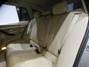 BMW 3シリーズ 320i XDriveﾂｰﾘﾝｸﾞ ﾗｸﾞｼﾞｭｱﾘｰ　後期 追ACC ﾚｰﾝCHW 衝突軽減 ☆ﾍｯﾄﾞｱｯﾌﾟDSP ﾍﾞｰｼﾞｭ革 ﾋｰﾀｰ ﾀｯﾁP対応iﾄﾞﾗｲﾌﾞﾅﾋﾞ(第6世代) ☆ﾄｯﾌﾟ･ｻｲﾄﾞﾋﾞｭｰｶﾒﾗ PDC ☆TVﾁｭｰﾅｰ LEDﾗｲﾄ&ﾃｰﾙﾗﾝﾌﾟ ｵｰﾄﾃｰﾙｹﾞｰﾄ　2年保証